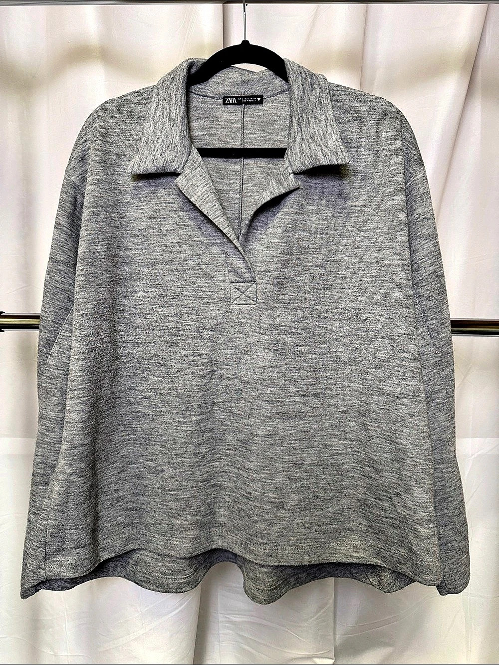 Zara women’s Gray knit collar sweater large